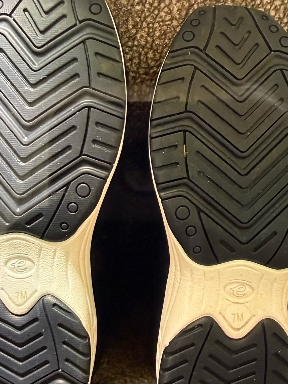 Woman’s Slip-On Navy Sneakers with White Sole - Picture 3 of 4
